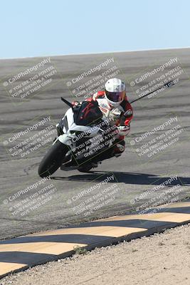 media/Oct-13-2025-Moto Forza (Mon) [[a66d839500]]/4-C Group/Session 2 (Bowl)/